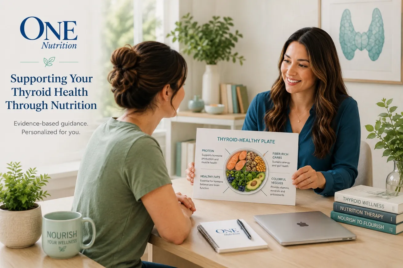 Registered dietitian speaking with a patient about a branded Thyroid-Healthy Plate card